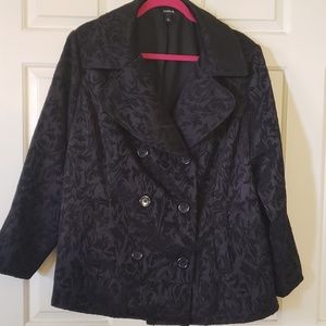 Black plus size Pea Coat w/beautiful design